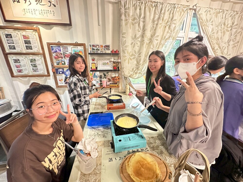 2025.10.22 大手牽小手-枋寮高中(Hands Together Project - FangLiao High School)Image