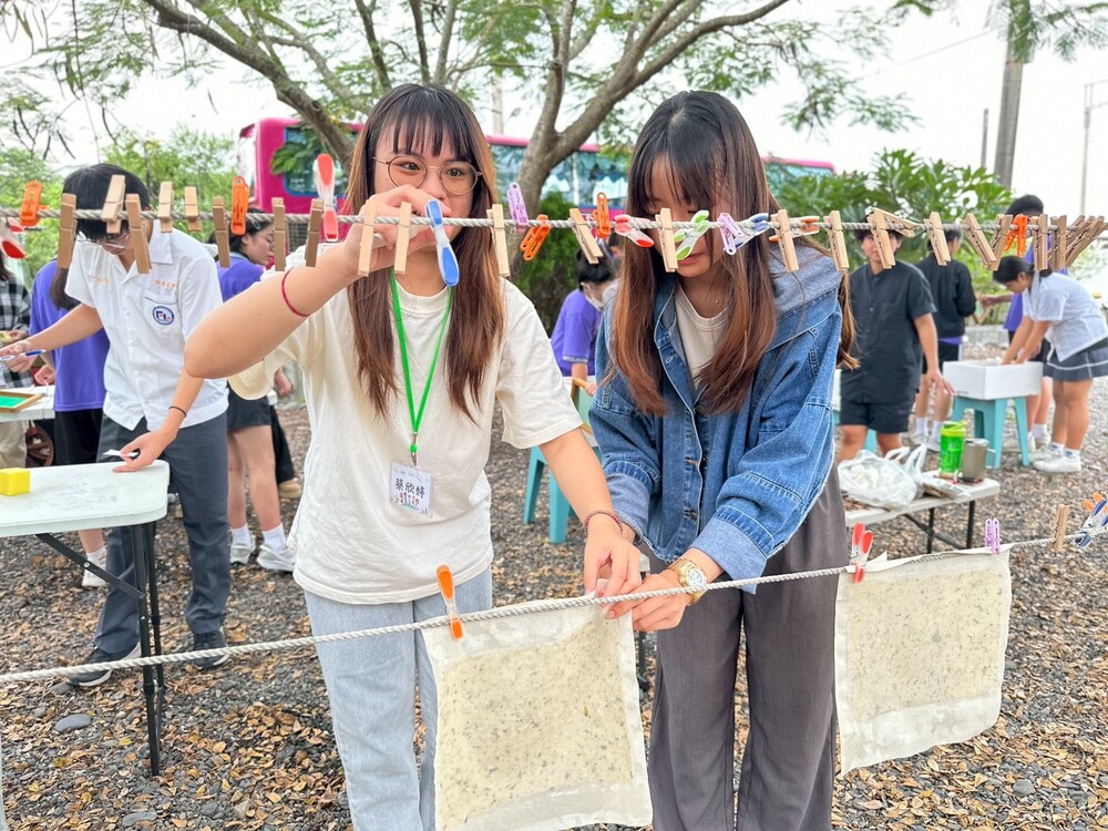 2025.10.22 大手牽小手-枋寮高中(Hands Together Project - FangLiao High School)圖片