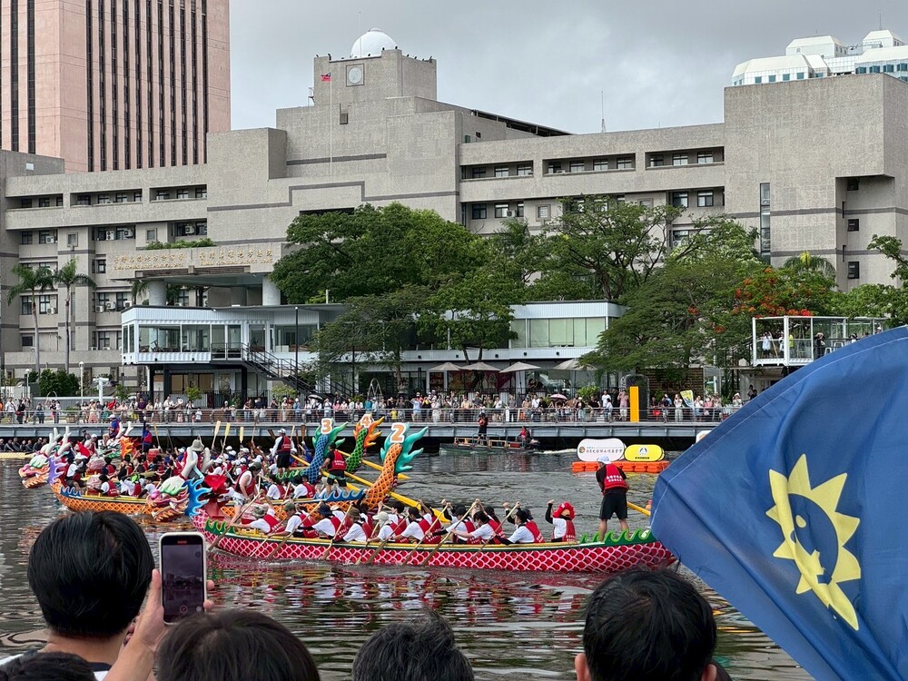 2025.6.1 愛河划龍舟比賽(Dragon Boat Race on Love River)圖片