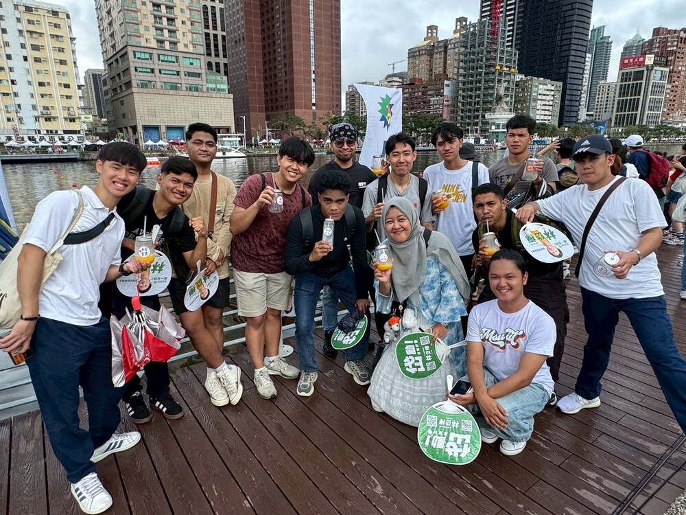 2025.6.1 愛河划龍舟比賽(Dragon Boat Race on Love River)圖片
