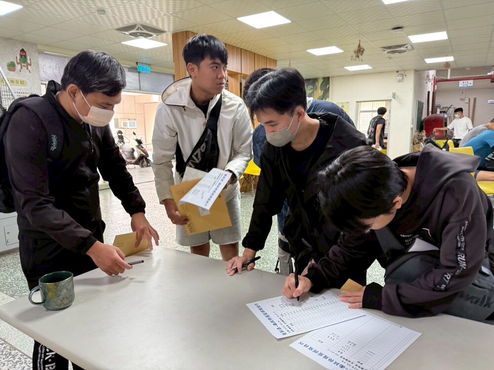 2025.5.28 僑外生面試與履歷撰寫技巧_第一場(Lecture of Interview and Resume Writing Skills for International Students)圖片