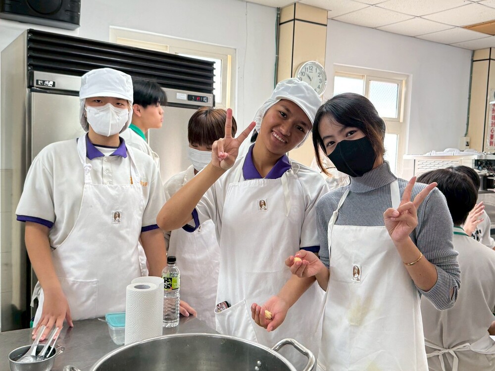 2025.12.9 大手牽小手-曾文農工(Hands Together Project - Tseng-Wen Agricultural & Industrial High School)Image