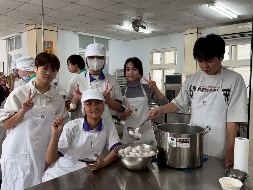 2025.12.9 大手牽小手-曾文農工(Hands Together Project - Tseng-Wen Agricultural & Industrial High School)圖片