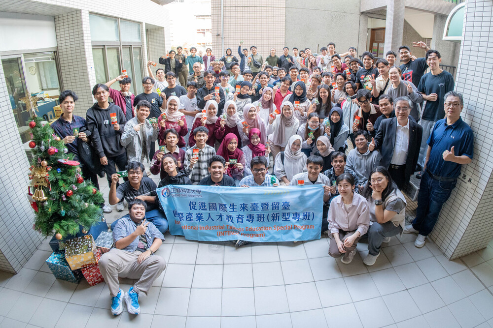 2025.12.24 外籍學生寒假工讀宣導須知及聖誕平安夜活動(Winter Break Part-time Work Guidelines for International Students and Christmas Eve Activity)Image