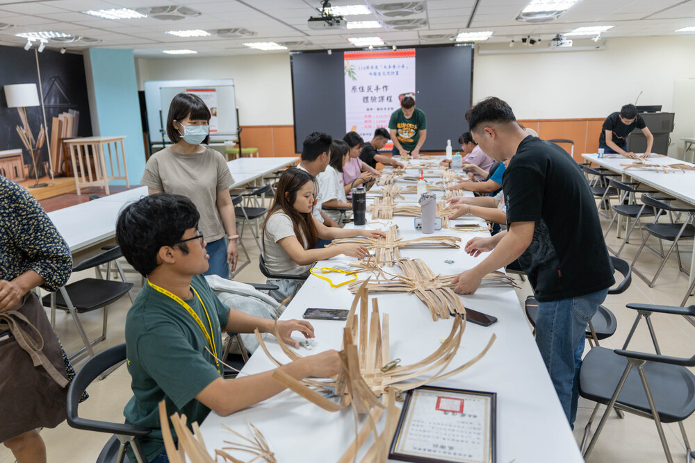 2025.5.13 大手牽小手-恆春工商(Hands Together Project - Heng-Chun Industrial & Commercial Vocational High School)圖片