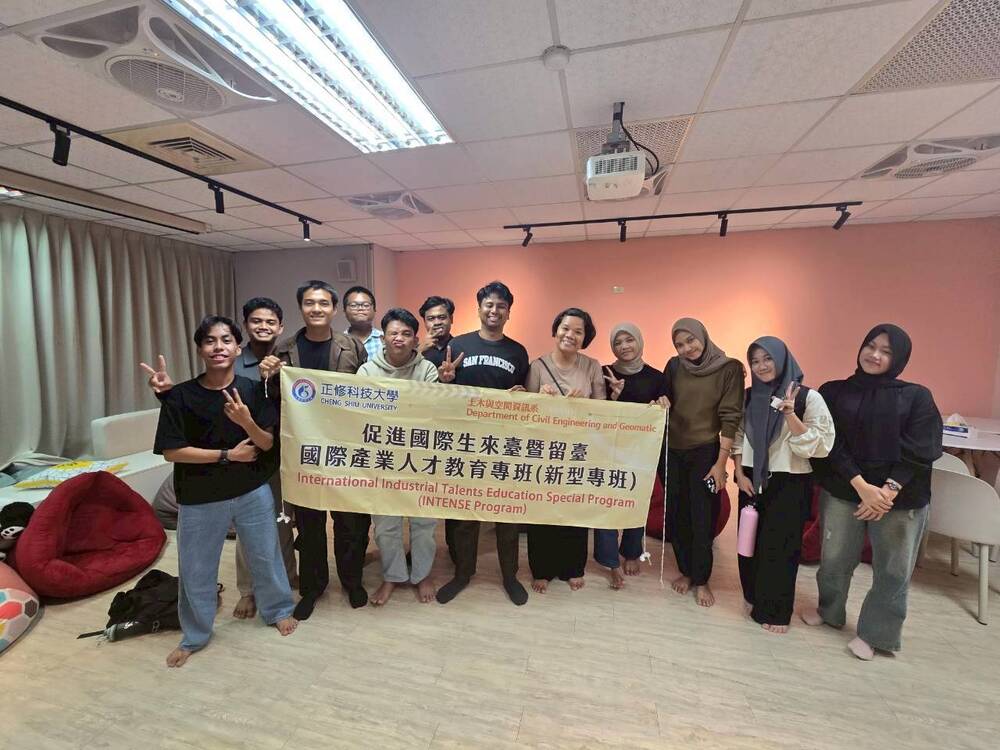 2025.10 114年度外籍專班學生憂鬱篩檢圖片