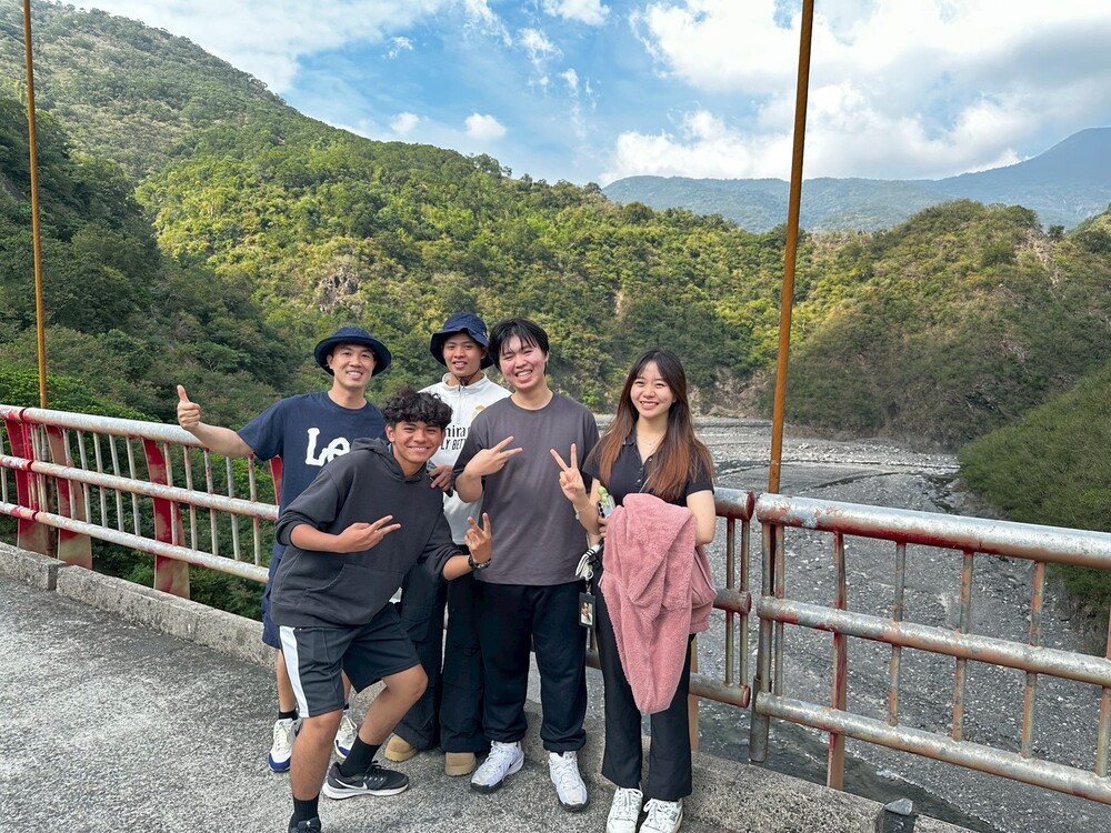 2025.12.10 大手牽小手-枋寮高中(Hands Together Project - FangLiao High School)Image