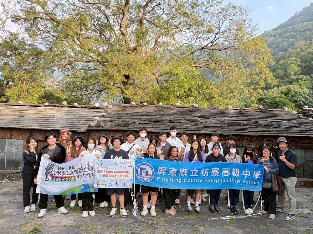 2025.12.10 大手牽小手-枋寮高中(Hands Together Project - FangLiao High School)圖片