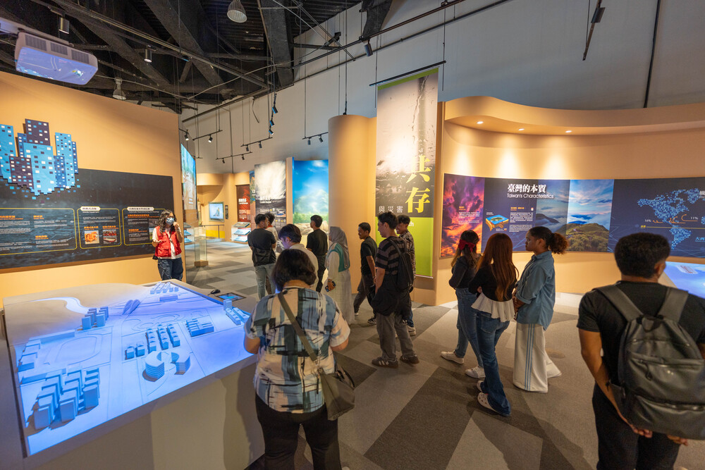 2025.6.20 科工館、駁二戶外教學(Science and Technology Museum, Pier-2 Field Trip)圖片