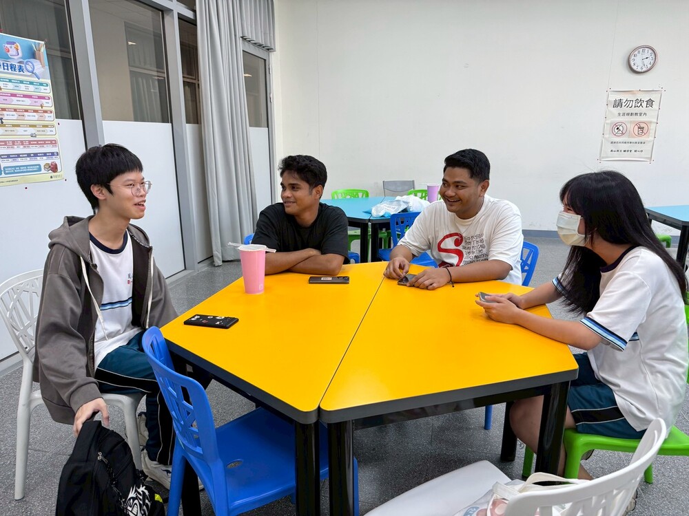 2025.10.31-11.1 大手牽小手-鳳山商工(Hands Together Project - Fongshan Commercial & Industrial Vocational School)圖片