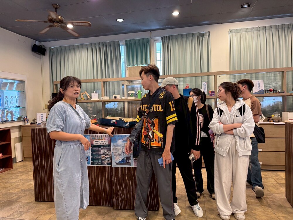 2025.10.3 大手牽小手-鳳山商工(Hands Together Project - Fongshan Commercial & Industrial Vocational School)圖片