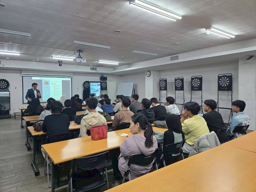 2025.12.11 面試與履歷撰寫技巧講座(日月光) Interview and Resume Writing Skills Seminar (ASE Group)圖片